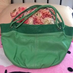 Innue Hobo Green Bag